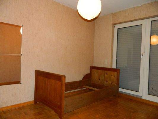 21_DG eins von 6 Zimmern