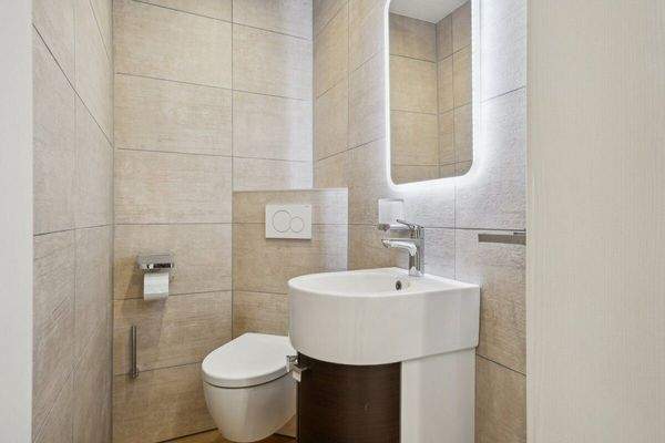 Gäste-WC (Whg. im EG)