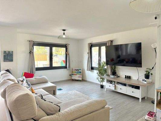 WhatsApp Image 2025-03-04 at 11.50.08