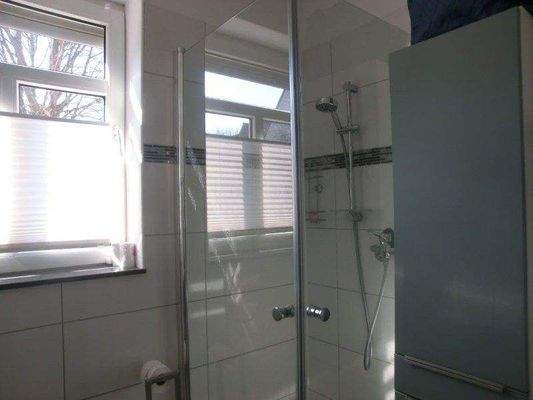 Duschbad m. WC im EG