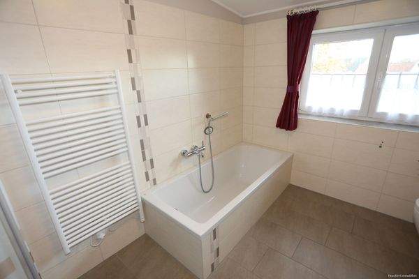 Dusch- und Wannenbad