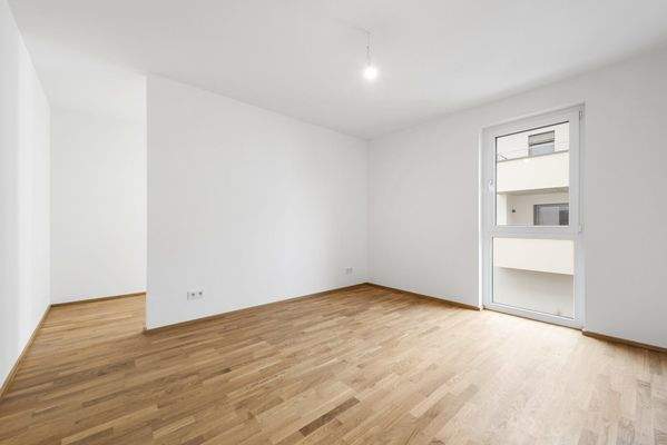 Zimmer mit Schrankraum