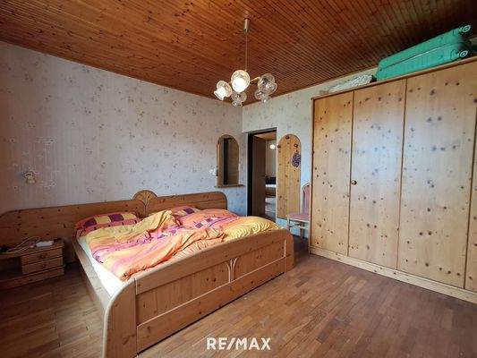 35 Zubau Schlafzimmer