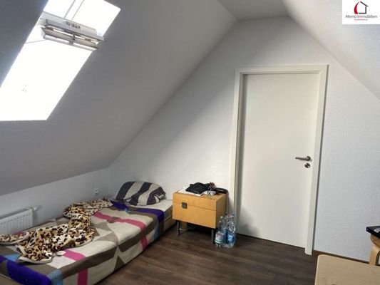 Zimmer 2. DG