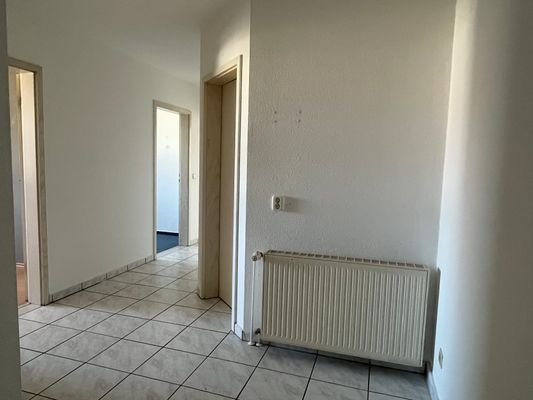 geräumiger Wohnungsflur