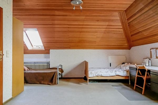 Schlafzimmer DG