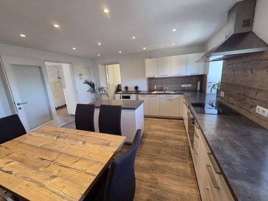 WhatsApp Image 2025-10-13 at 09.02.36.jpeg