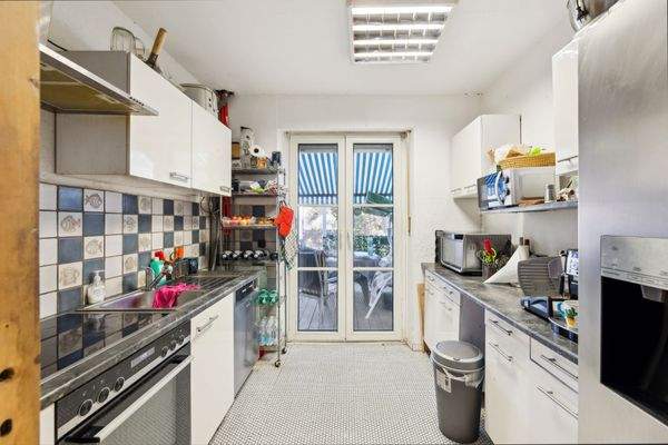 Küche und Terrasse Altbau EG