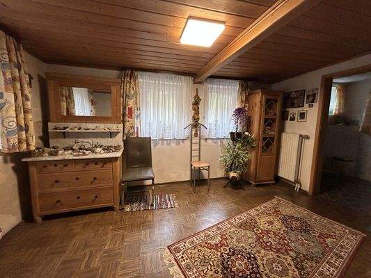 Büro/Ankleide im EG