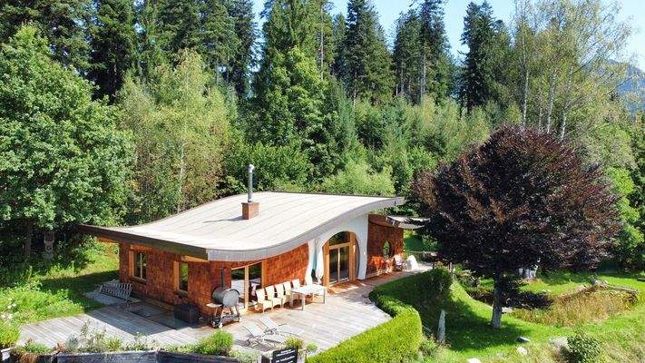 Drohnenaufnahme - Bestehendes Designerhaus.JPG