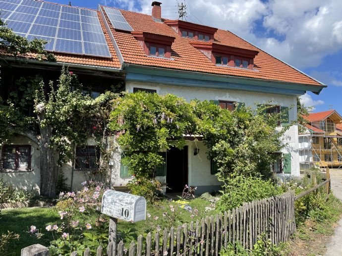 Gepflegtes 8-Zimmer-Haus mit grossem Garten im Pfaffenwinkel