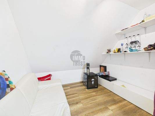 Schlafzimmer hinterer Bereich OG