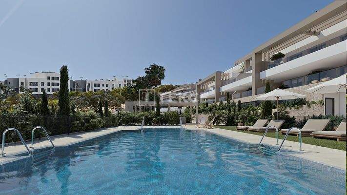 Exclusive Apartments with Communal Pool and Gym in Estepona