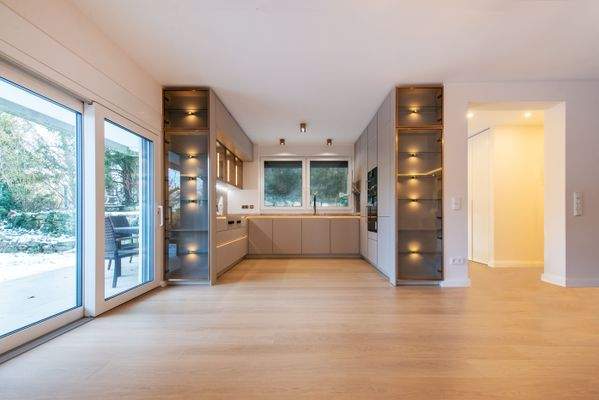 Offene Küche aus dem Essbereich