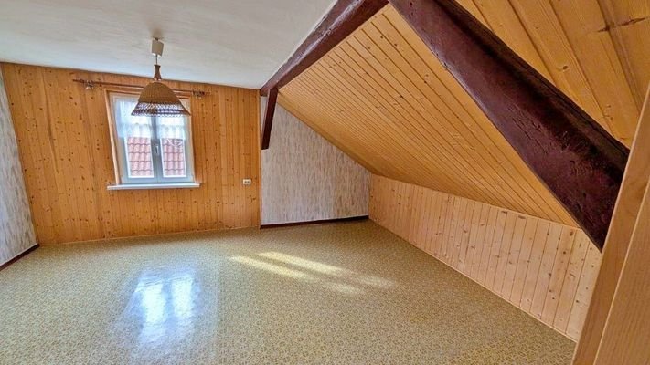 Zimmer 1 Dachgeschoss