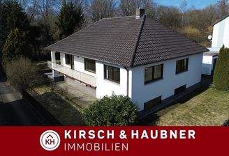 Bungalow mit tollem Walmdach