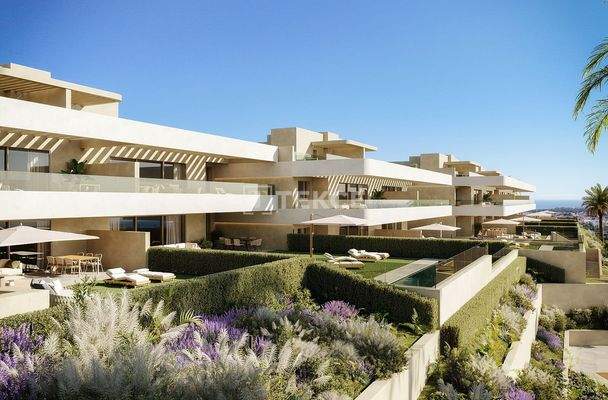 Flats with Spacious Terraces and Pools in Estepona New Golden Mile