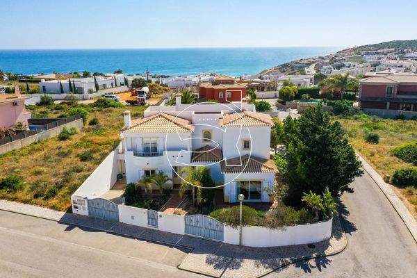 Bezauberndes Anwesen