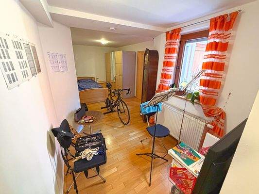 EG: Einzimmerwohnung