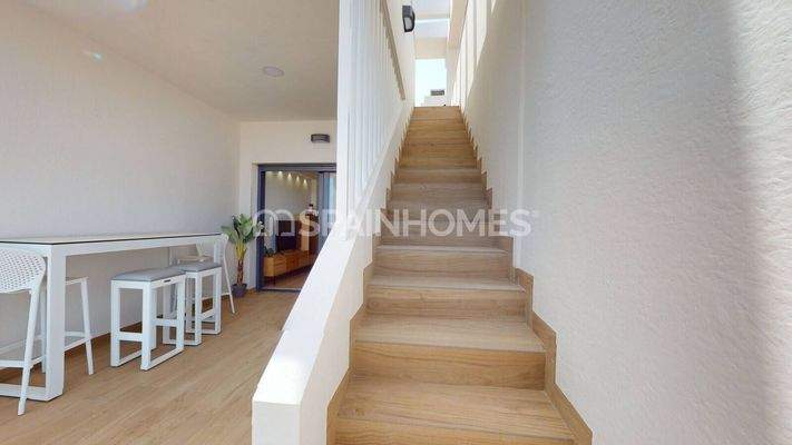 Lake View Apartments in a Complex with Pool in Torrevieja