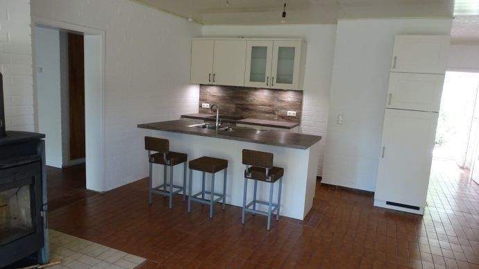 Offene Küche mit Spültresen