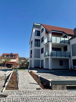 Barrierearmer Zugang zur Immobilie (Rückseite)