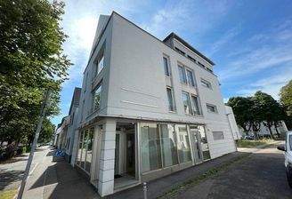 Moderne Gebäudeaußenansicht