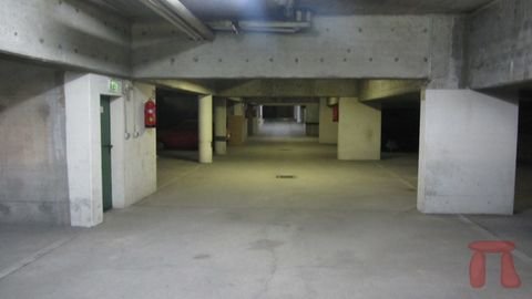 Salzburg Garage, Salzburg Stellplatz