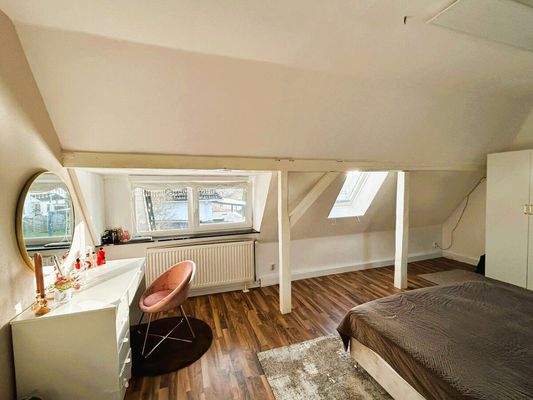 Zimmer im Dachgeschoss