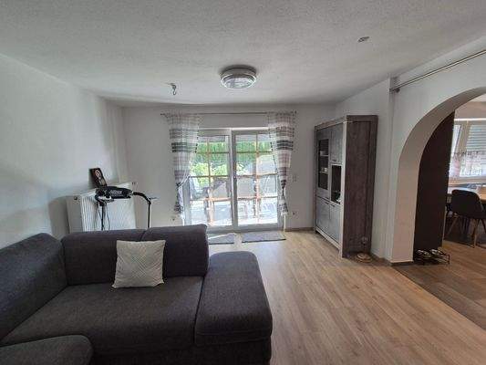 5. Wohnzimmer Ansicht 2.jpg