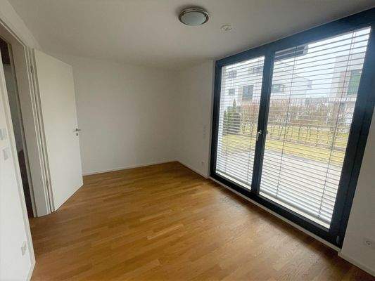 Kinderzimmer 2 UG Garten