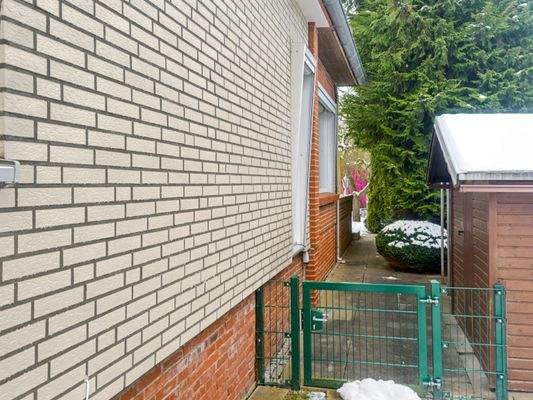 Seitenzugang in den Garten