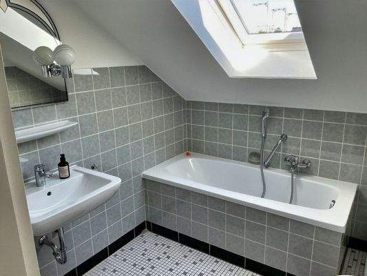 Badezimmer Dachgeschoß