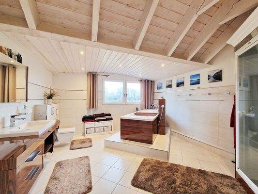 Vollbad (Schlafzimmer)