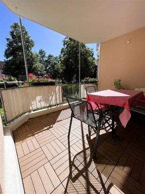 Balkon mit Zugang zum Garten