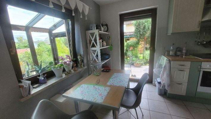 Küche mit Zutritt Terrasse/Wiga