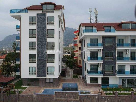 Ready-to-Move Flats in a Complex with Pool in Mahmutlar Alanya