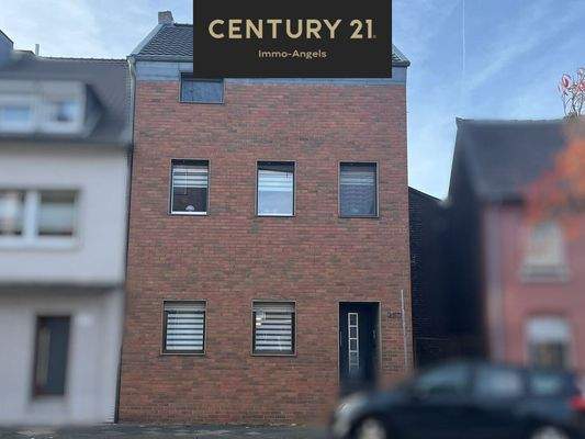 Frontansicht des Wohnhauses