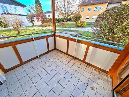 RuhWafeStr Balkon 1.jpg