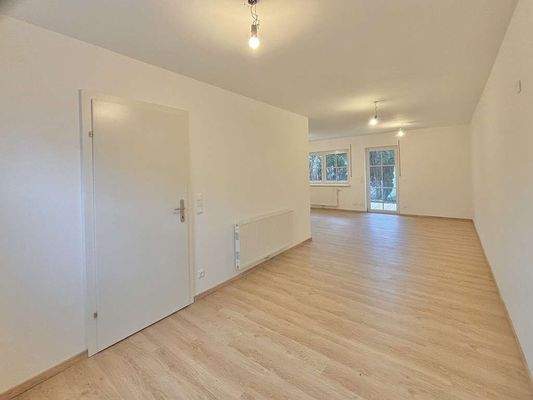 Wohn-Ess-Kochbereich - Ruhig gelegene Doppelhaushälfte mit Garage in TOP-LAGE Kauf Maxglan Salzburg