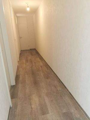 Flur mit Blick zum Abstellraum