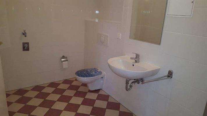 Barrierefreies Badezimmer