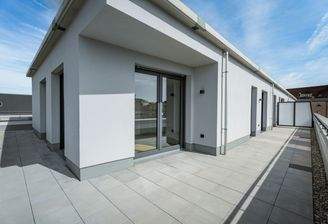 05_umlaufende Tarasse Whg11_ZGS.jpg