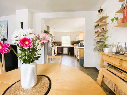 Einbauküche inklusive!