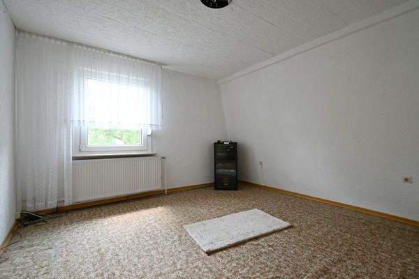 Gebäudeteil RECHTS - Kind 2 (Blick 1)