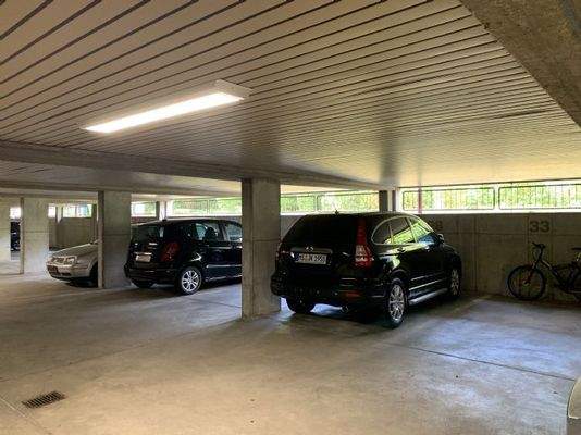 Komfortable Tiefgarage