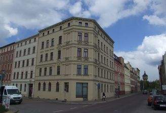 E13 Fassade  Hausansicht