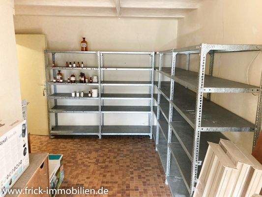 24-Abstellraum UG.JPG