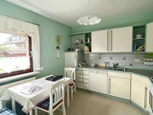 Küche mit Essplatz