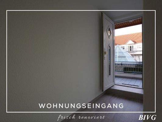 Wohnungseingang mit Balkon